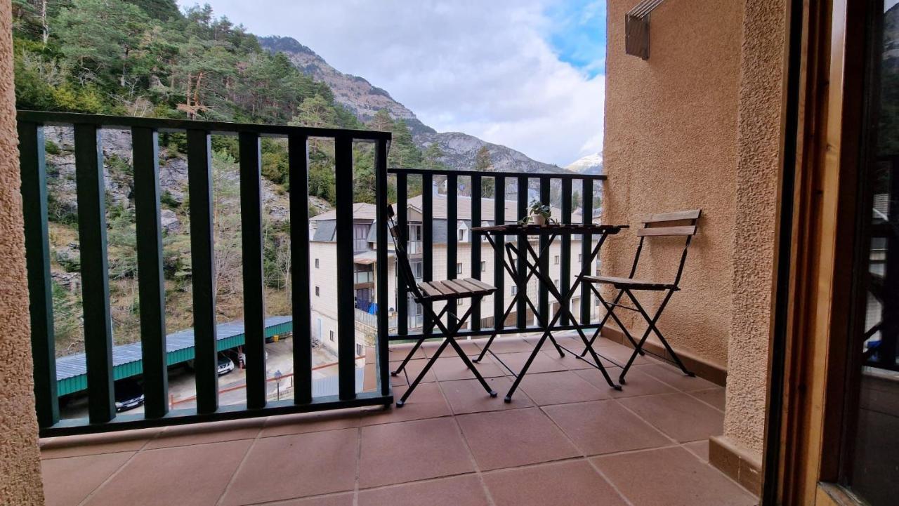 Apartamento Tramuntana Canfranc Exteriör bild